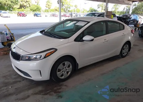 2018 Kia Forte Lx из США, поврежденный, VIN 3KPFL4A72JE261434